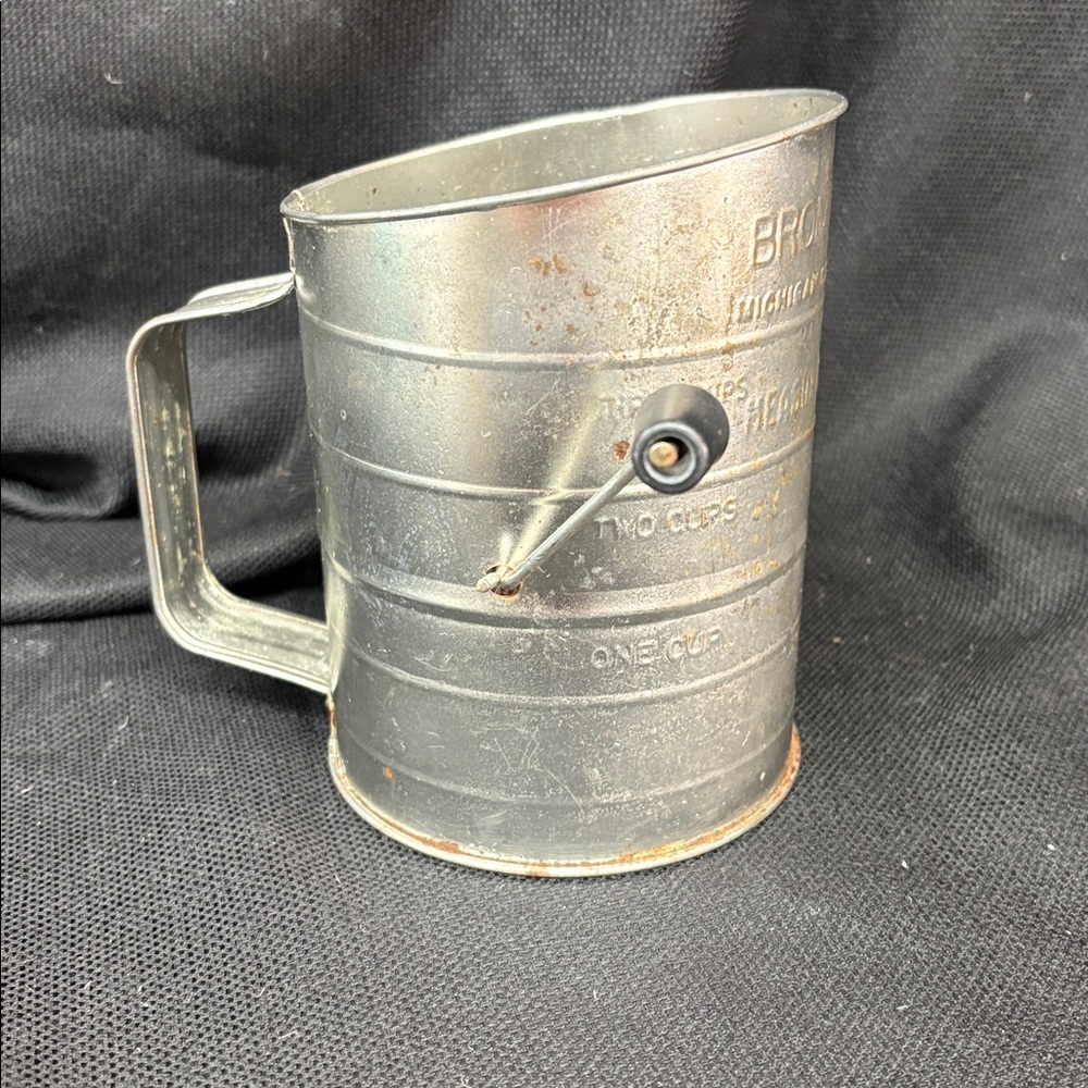 Vintage Bromwells Flour Sifter